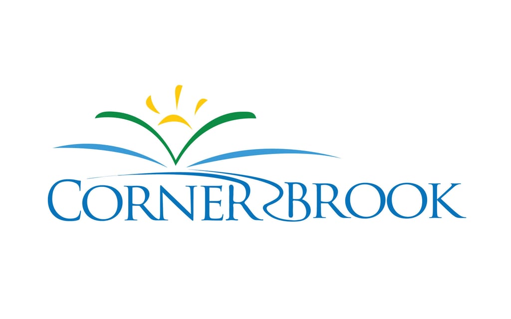 Le logo de Corner Brook présente un soleil stylisé, des feuilles vertes et des vagues bleues.